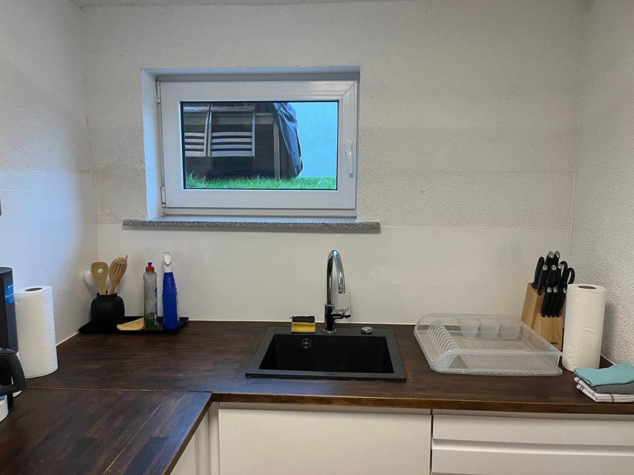 Modernes Studio Mit Separater Kueche 로이틀링겐 외부 사진
